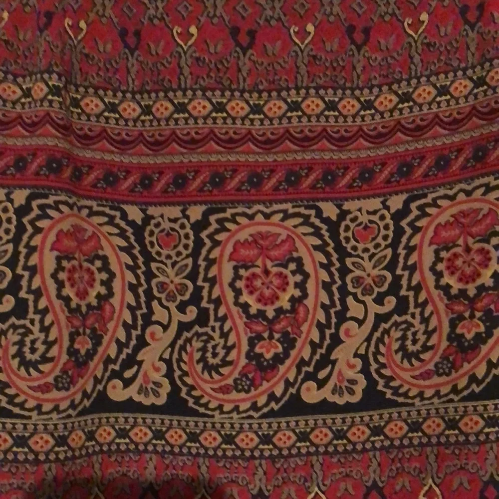 Nygard skirt , red & navy paisley , sz 14